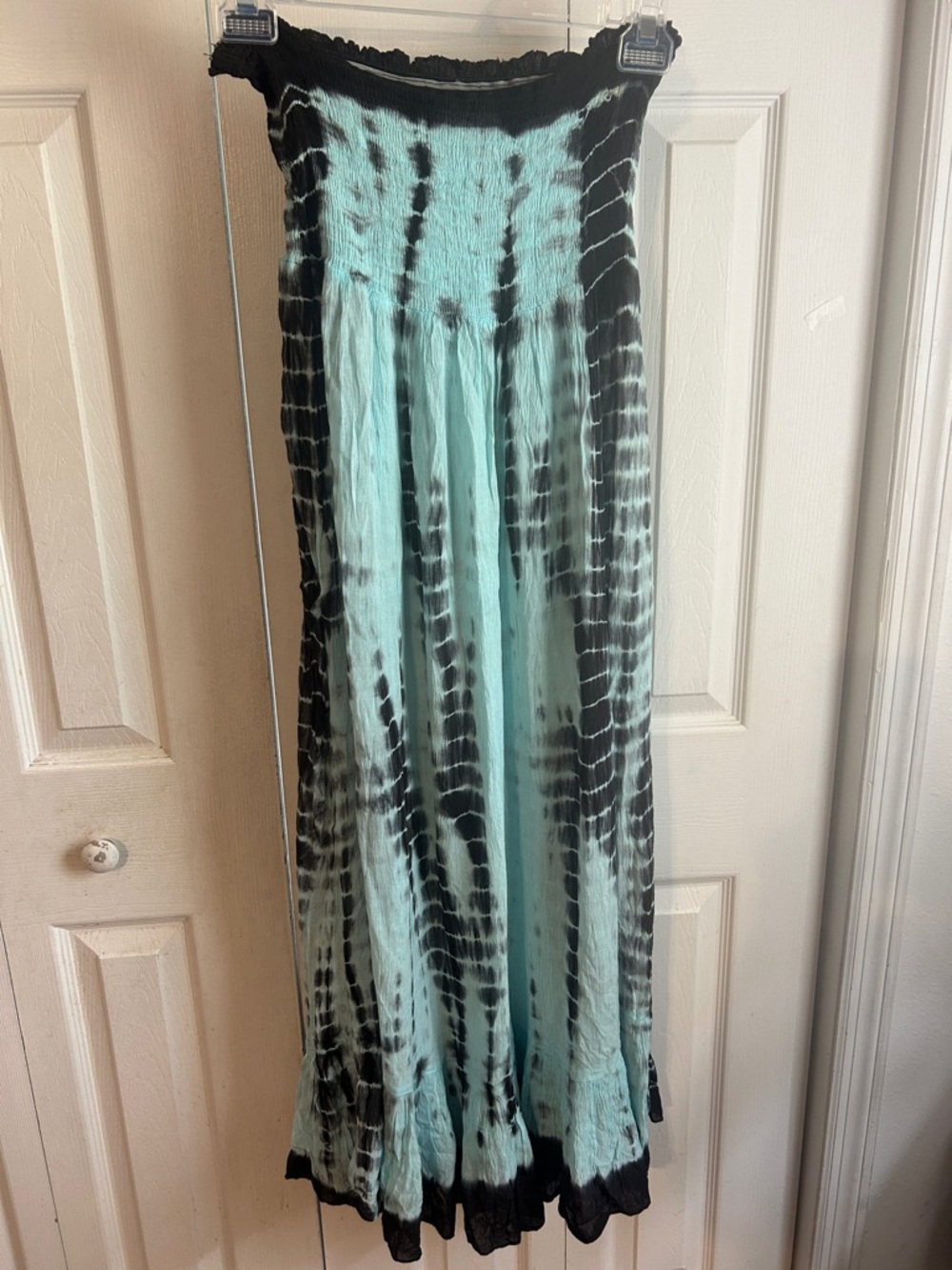 Tie-Dye Strapless Maxi Dress in Aqua and Black/ Freestyle (L-XL).   NWT